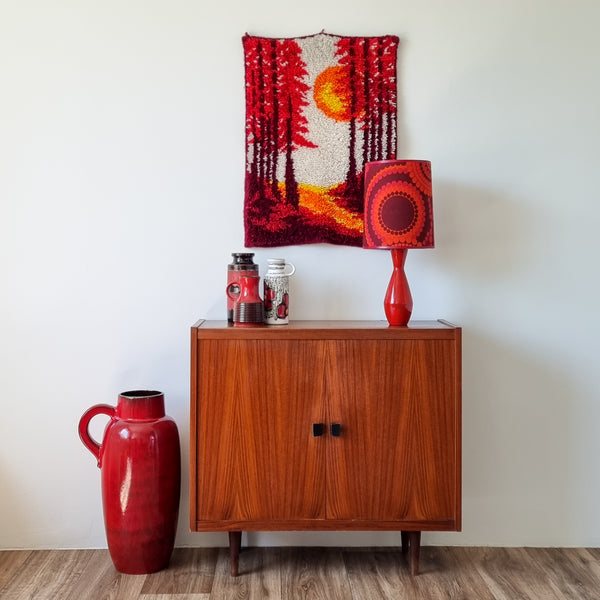 Red Retro Pop Table Lamp