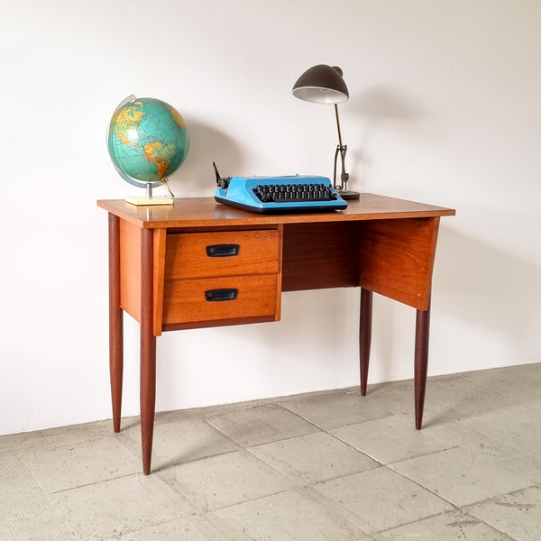 Small Retro Desk - Dutch made