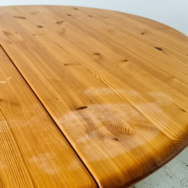 Round Solid Pine Wood Dining Table with Extensions