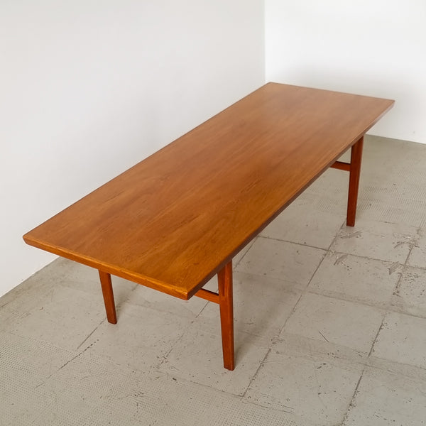 Mid-century Modern Coffee Table