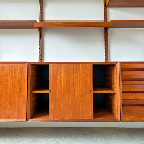 Paul Cadovius Cado Wall System