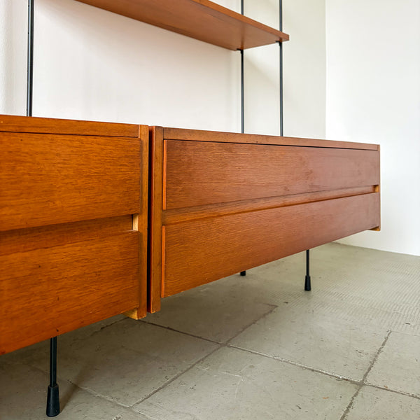 Hilker Omnia TV Wall System