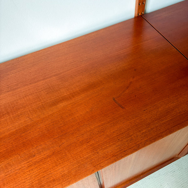 Paul Cadovius Cado Wall System