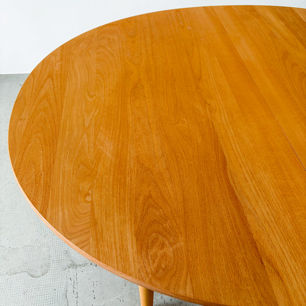 Hans Wagner for Carl Hansen CH337 Dining Table in oiled oak finish