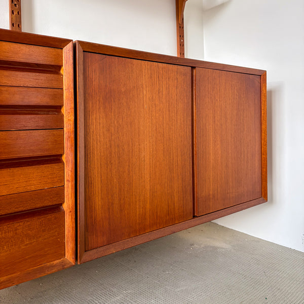 Paul Cadovius Cado Wall System