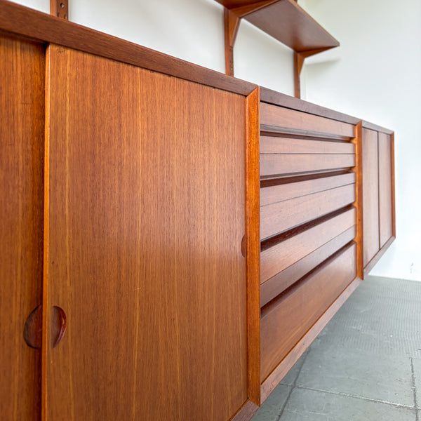 Paul Cadovius Cado Wall System