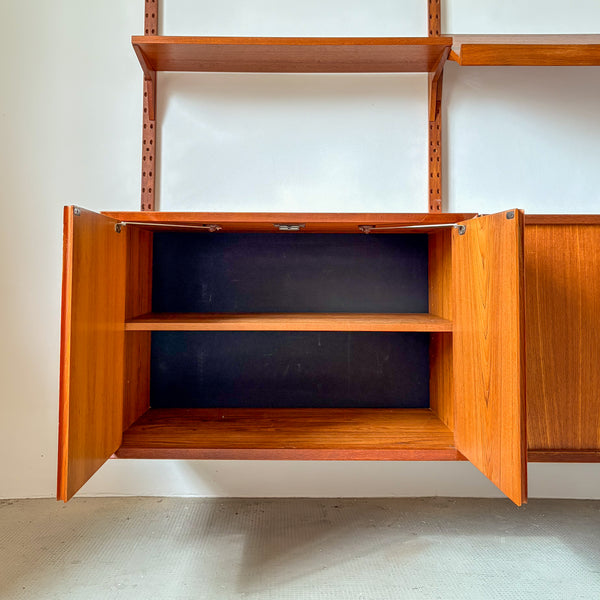 Paul Cadovius Cado Wall System