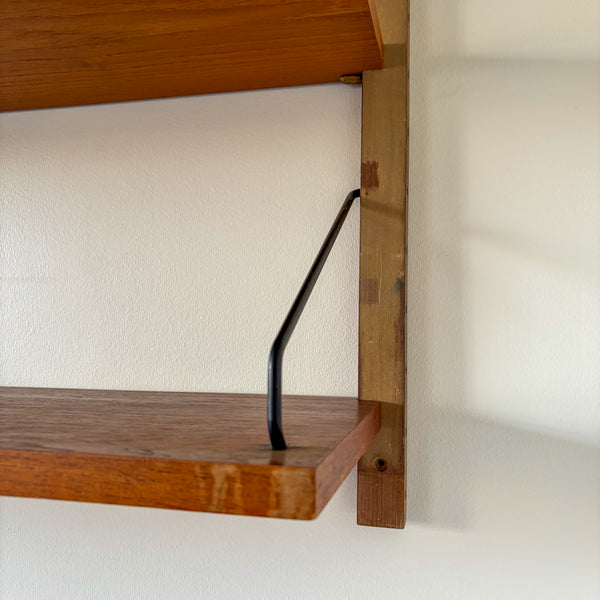 Paul Cadovius Royal Wall System Half Shelf