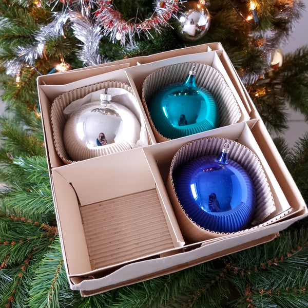 Christmas Ornament Set - 3 XL baubles blue and silver