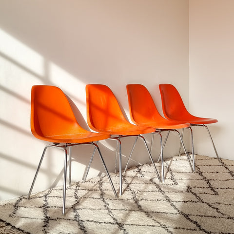 Vintage Eames DSX fiberglass side chairs Set of – Oddhaus Vintage