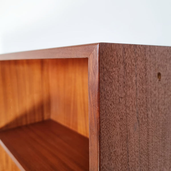 § Modular Vintage Teak Shelves