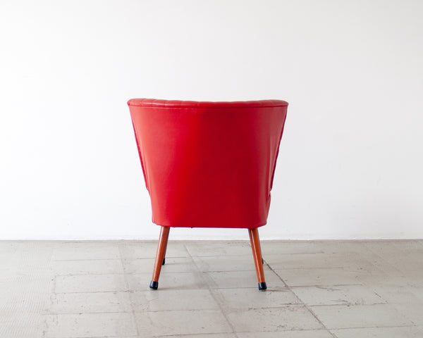 § Red Vinyl Cocktail Chair