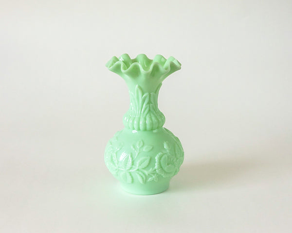 § Vintage Jadeite Vase