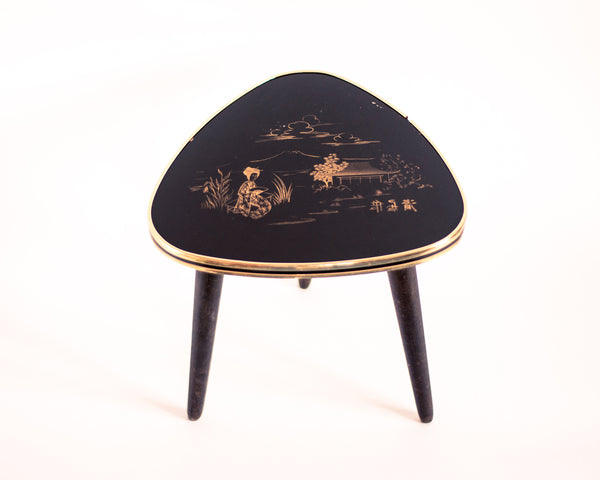 § Vintage Oriental Tripod Table - Black and Gold