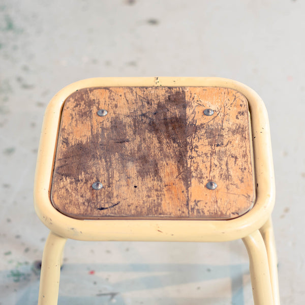 Oddhaus Vintage Furniture Luxembourg Industrial Atelier Stools