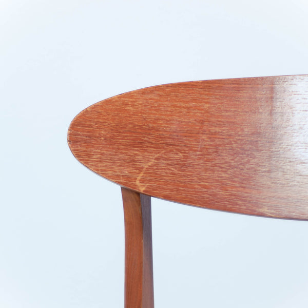 Oddhaus Vintage Luxembourg Vintage Danish Midcentury accent chair teak wood black vinyl seat backrest detail