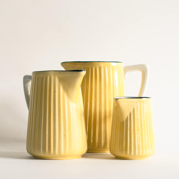 § French Country Farmhouse Pitcher Set
